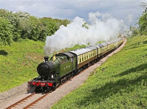 leeds to cotswolds|Trains to The Cotswolds .